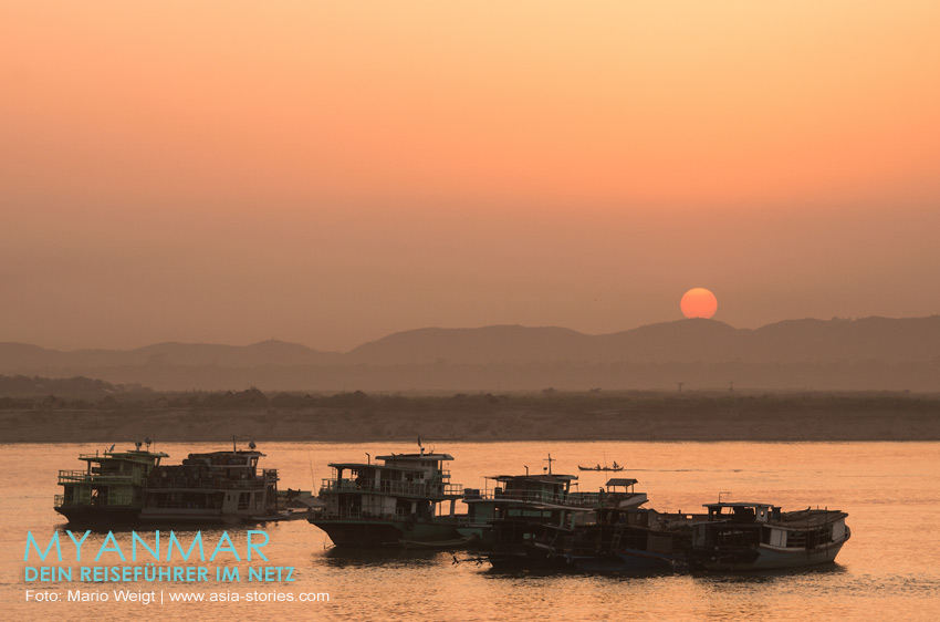 Sonnenuntergang am Ayeyarwady in Mandalay