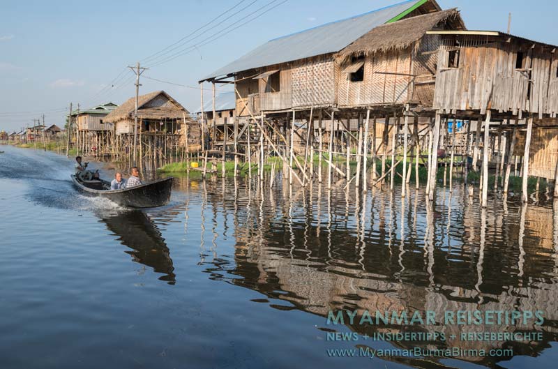 Myanmar, Nyaungshwe: Typisches Stelzendorf auf dem Inle-See