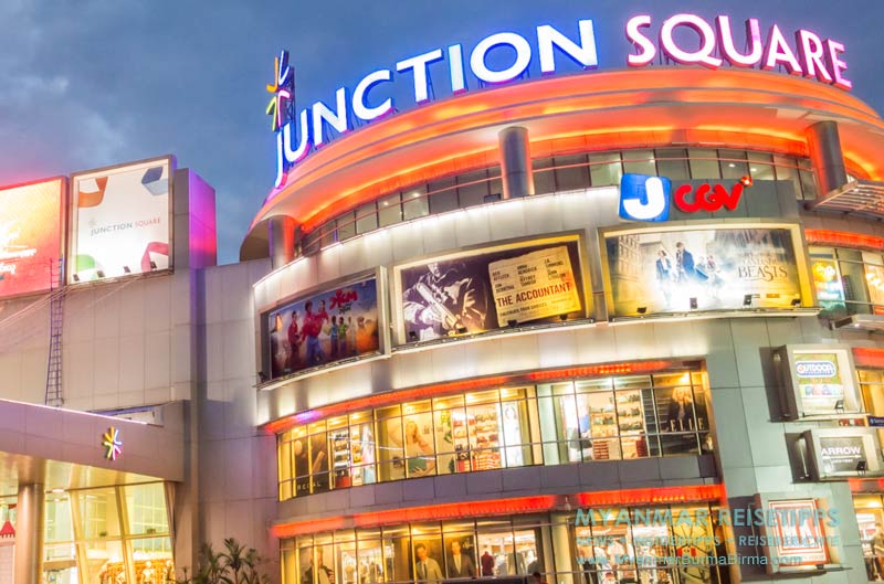 Im Junction Square sind alle gängigen Hygieneartikel für die allein reisende Frau erhältlich.