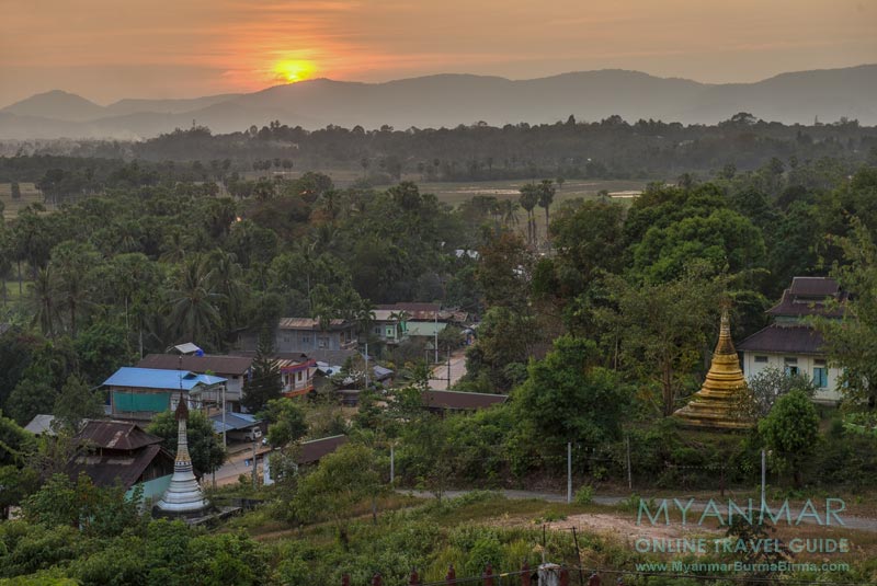 Sonnenuntergang von der Za-Lun-Pagode und Blick in die Landschaft bis nach Dawei