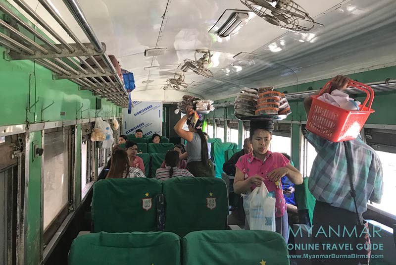 Mit dem Zug von Thaton nach Bago