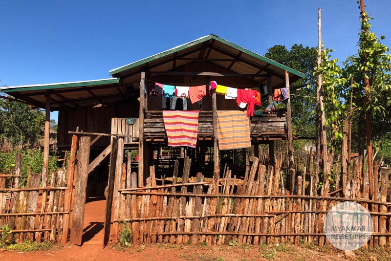 Myanmar Reisetipps | Loikaw | Typisches Haus in Daw Ta Ma Gyi