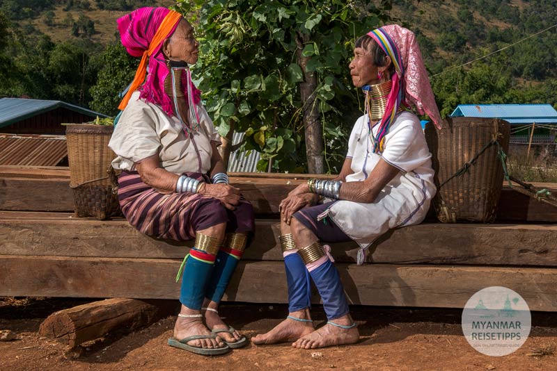 Myanmar Reisetipps | Loikaw | Im Dorf Pan Pet bei den Kayan Lahwi (Padaung)