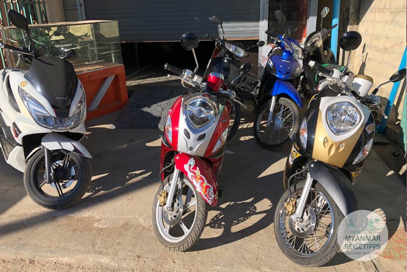 Dieses Motorbikes vermietet Victoria in Loikaw.