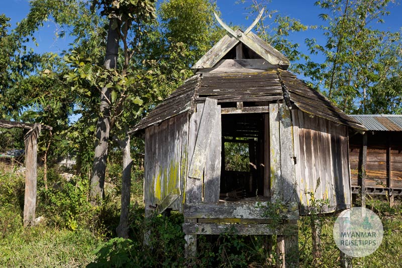 Myanmar Reisetipps | Loikaw | Altes Zeremonie-Haus in Hta Nee La Leh