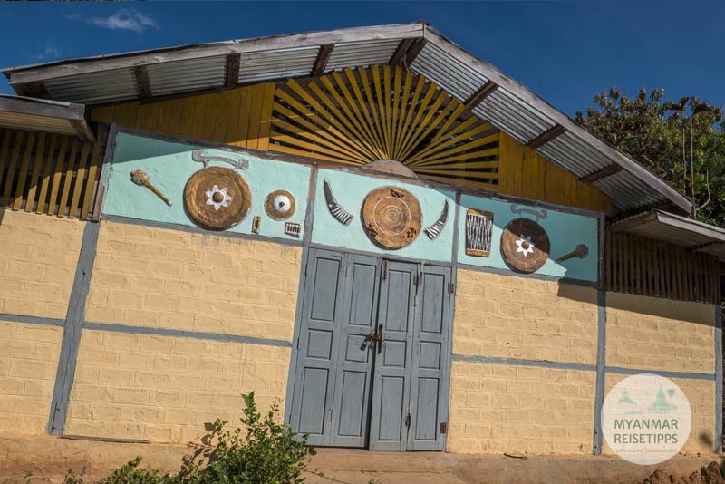Myanmar Reisetipps | Loikaw | Neues Zeremonie-Haus in Hta Nee La Leh