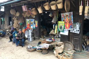 Myanmar Reisetipps | Mindat | Geschäft an der Hauptstraße