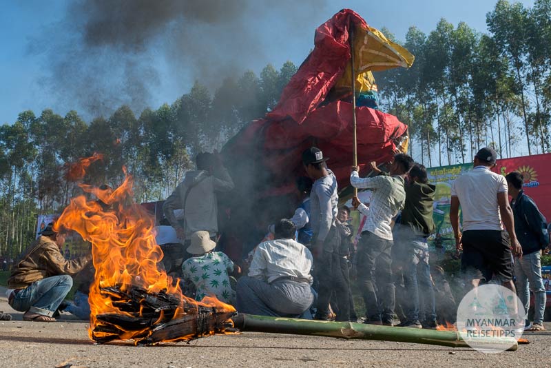 Myanmar Reisetipps | Balloon Festival in Pyin U LwinMyanmar Reisetipps | Balloon Festival in Pyin U Lwin