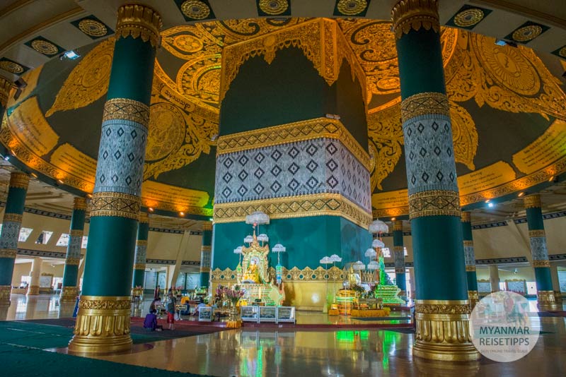 Myanmar Reisetipps | Naypyidaw | Im Innern der Uppatasanti-Pagode