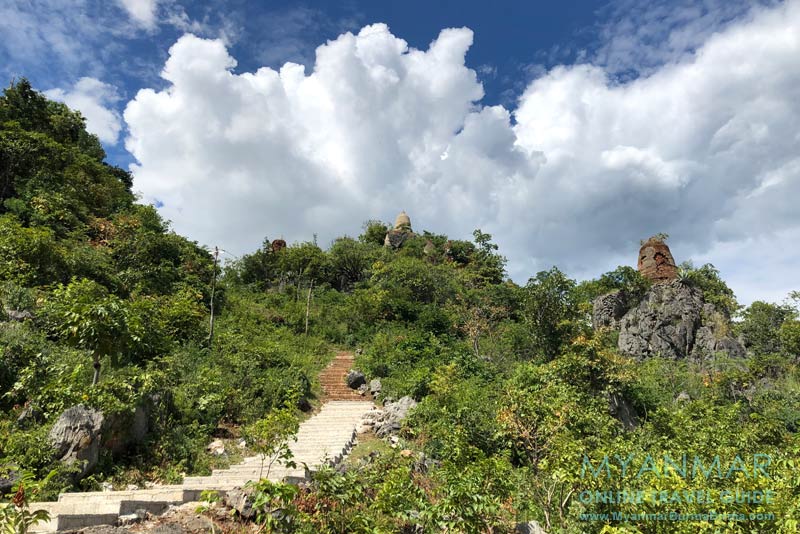 Myanmar Reisetipps | Inle-See | Treppe zum Aussichtspunkt (Nr. 7) in Indein