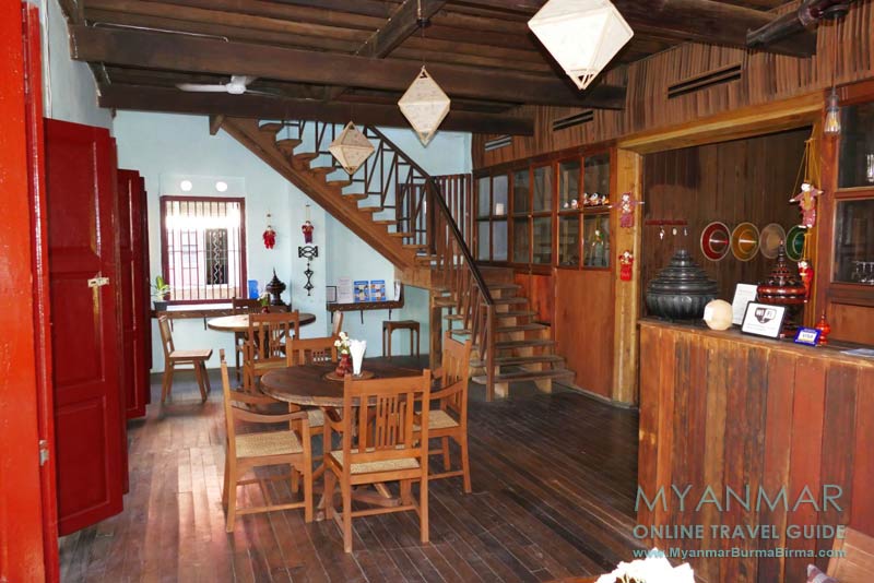 Hello Dawei Travel & Tours im Old House in Dawei