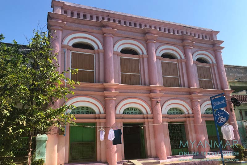 Sehr gut erhaltenes Kolonialhaus in Salay