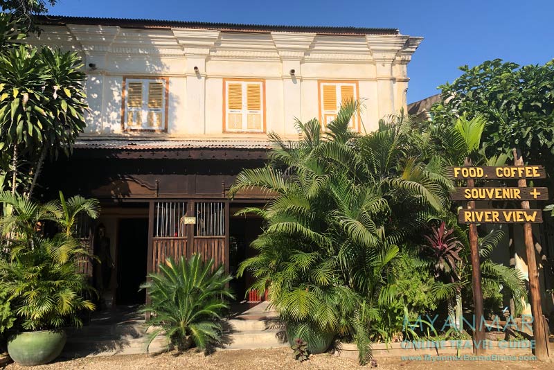 Einkaufen im Salay House