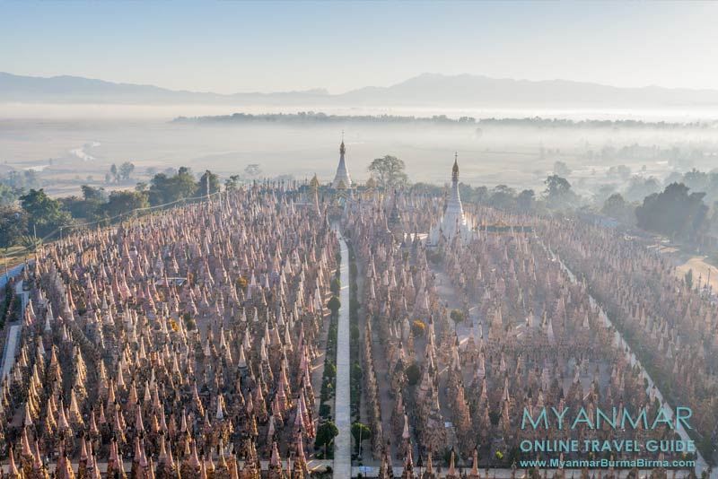 Pagodenfeld von Kakku aus der Vogelperspektive