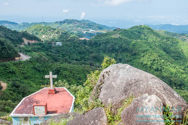 Aussicht vom| Naw Bu Baw Prayer Mountain in Thandaunggyi 
