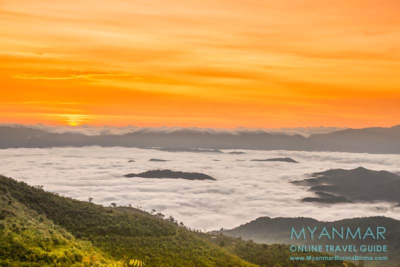 Thandaunggyi, Sonnenaufgang über dem Wolkenmeer