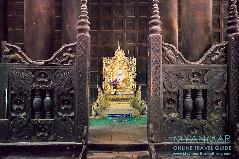 Myanmar Reisetipps | UMgebung von Mandalay | Inwa | Buddha-Statue im Teakholzkloster Bagaya Kyaung