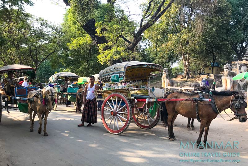 Myanmar Reisetipps | Umgebung von Mandalay | Inwa | Die meisten Touristen erkunden mit der Pferdekutsche die alte Königsstadt Inwa.