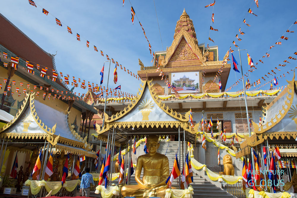 Vollmondfest in Kambodscha: Wat Ounalom ist ein buddhistisches Kloster in Phnom Penh. 