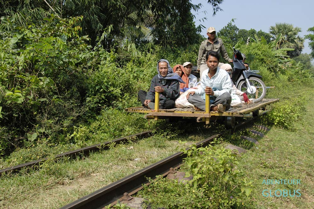 Kambodscha, Battambang, eine Spritztour mit der Bambusbahn