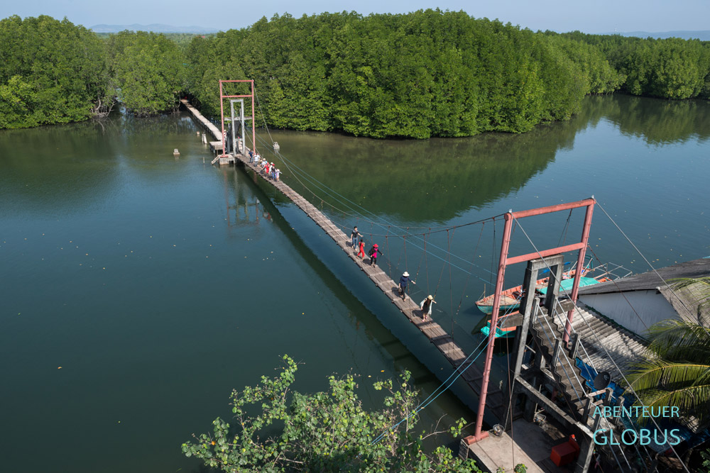Peam Krasop Wildlife Sanctuary mit Hängebrücke und Aussichtsturm in Koh Kong