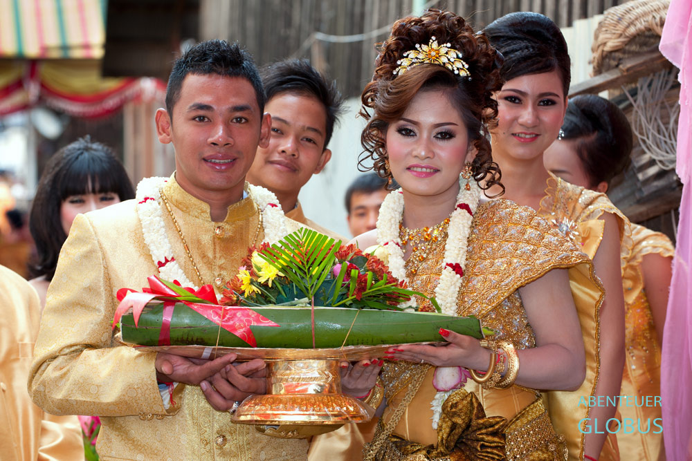 Kambodscha, Kratie, Stolzes Brautpaar
