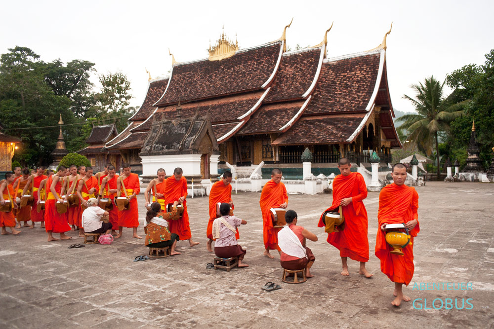 Das Wat Xieng Thong in Luang Prabang ist der älteste Tempel der Stadt und wurde unter der Herrschaft von König Setthathirat 1560 errichtet.
