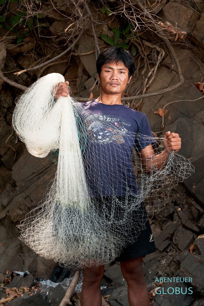 Sieben Kilo schwer ist das Wurfnetz von Fischer Si Thong. Er arbeitet täglich am Wasserfall Khon Phapheng Si Phan Don (4000 Inseln) in Süd-Laos.