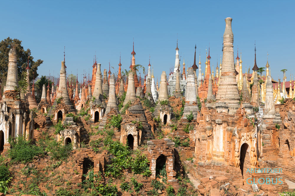 Zu den bewachsenen Stupas in Indein nahe dem Inle-See kommen immer mehr dazu.