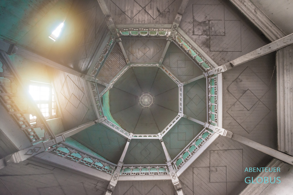 Leider verfällt das alte Gebäude vom Yangon Division Court aus dem Jahr 1912 zusehens.