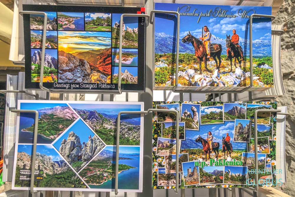 Verkauf von Postkarten mit Motiven aus Winnetou-Filmen im Nationalpark Paklenica in Kroatien