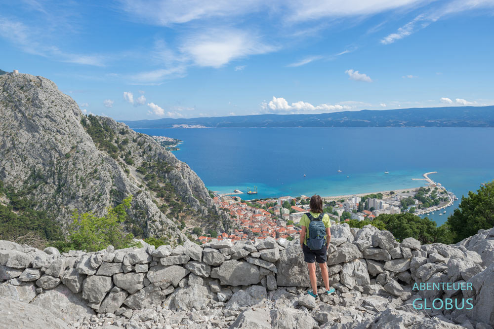 Aussichtspunkt Komorjak über Omis in Kroatien