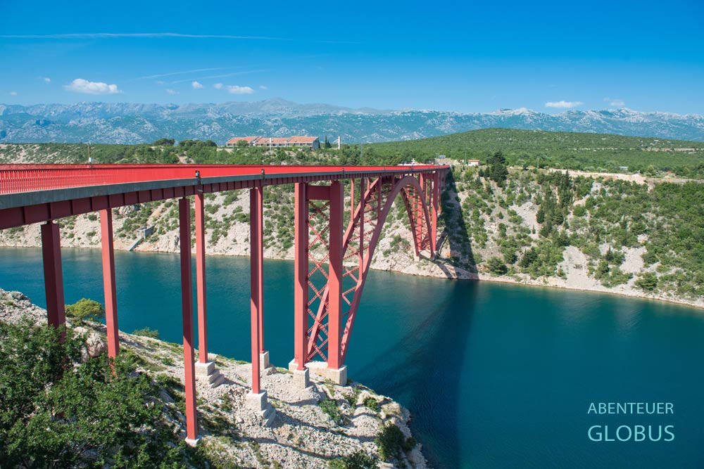 Adria-Magistrale D8 und Maslenica-Brücke bei Zadar