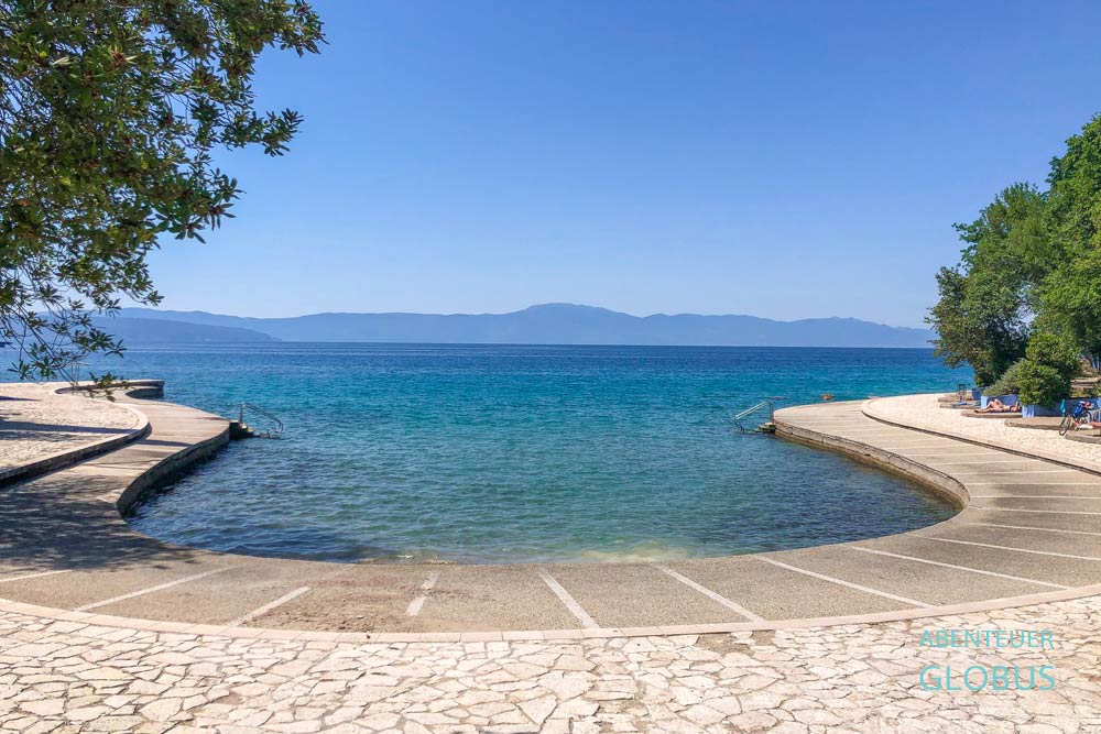 Insel Krk in Kroatien: Haludovo-Strand in Malinska