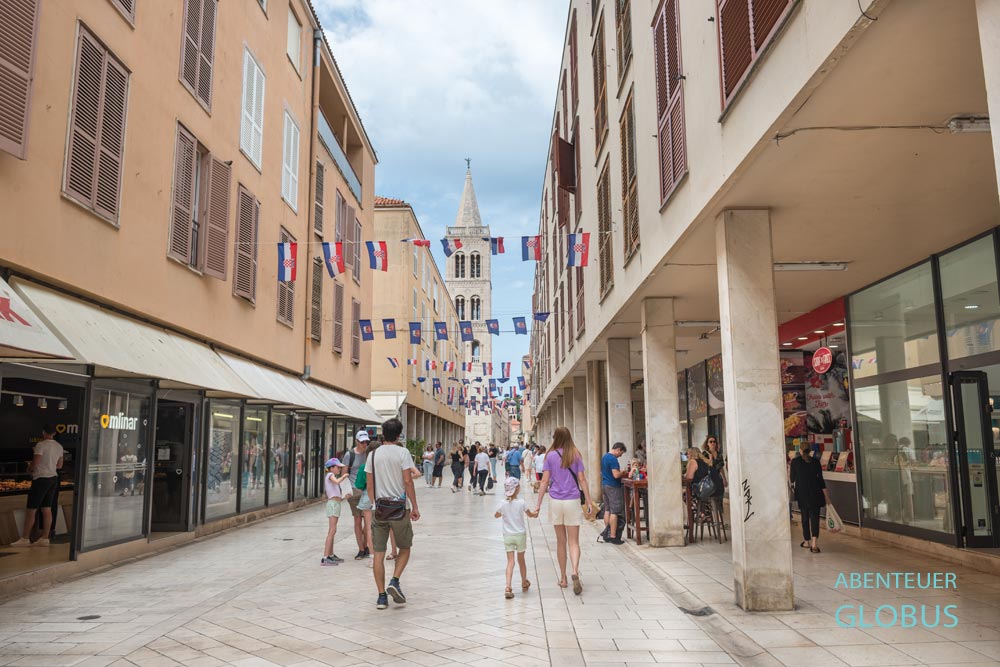 Hauptstraße Kalelarga (offiziell Ulica Siroka) ist die Flaniermeile in der Altstadt.