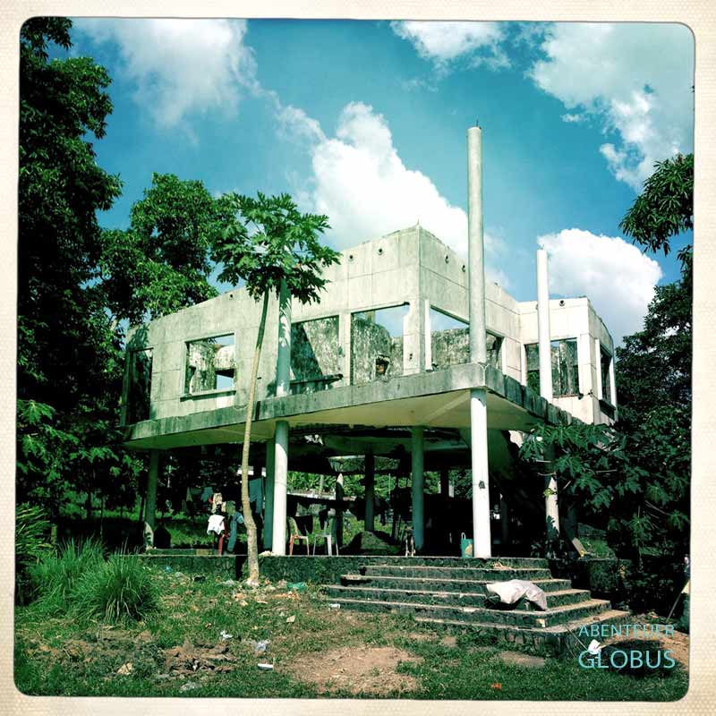 Ehemaliges Strandbad Kep in Kambodscha: Alte Villa im Stil der Modernen Khmer-Architektur