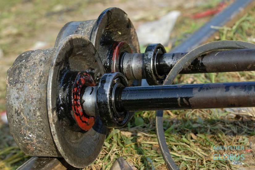 Tipps für Battambang: Tour mit dem Bambuszug (Bamboo Train) durch den Dschungel.