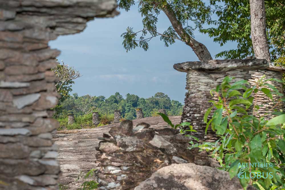 Naturschutzgebiet Xe Pian, Feuchtgebiet Beung Kiat Ngong, Berg Phou Asa mit Steinsäulen