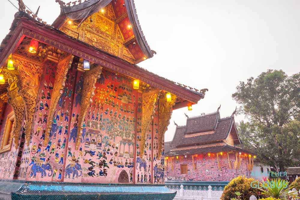 Sehenswürdigkeiten und Tipps für Luang Prabang: Wat Xieng Thong mit roter Kapelle