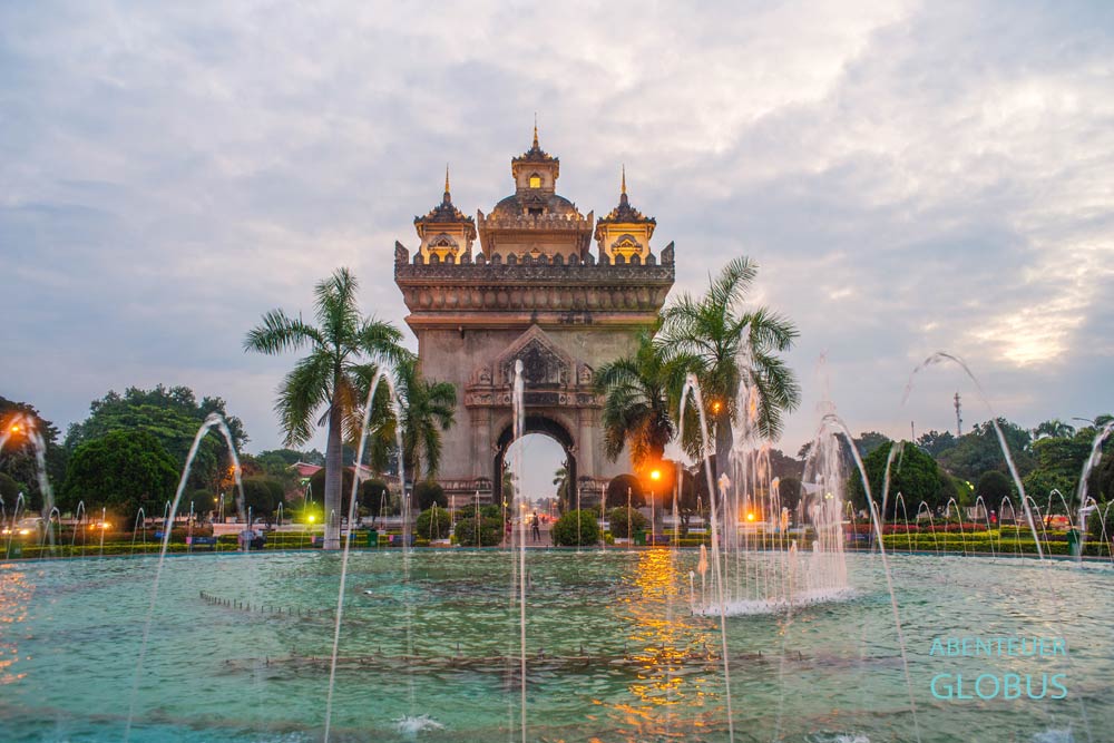 Laos, Vientiane, Triumphbogen Patuxai