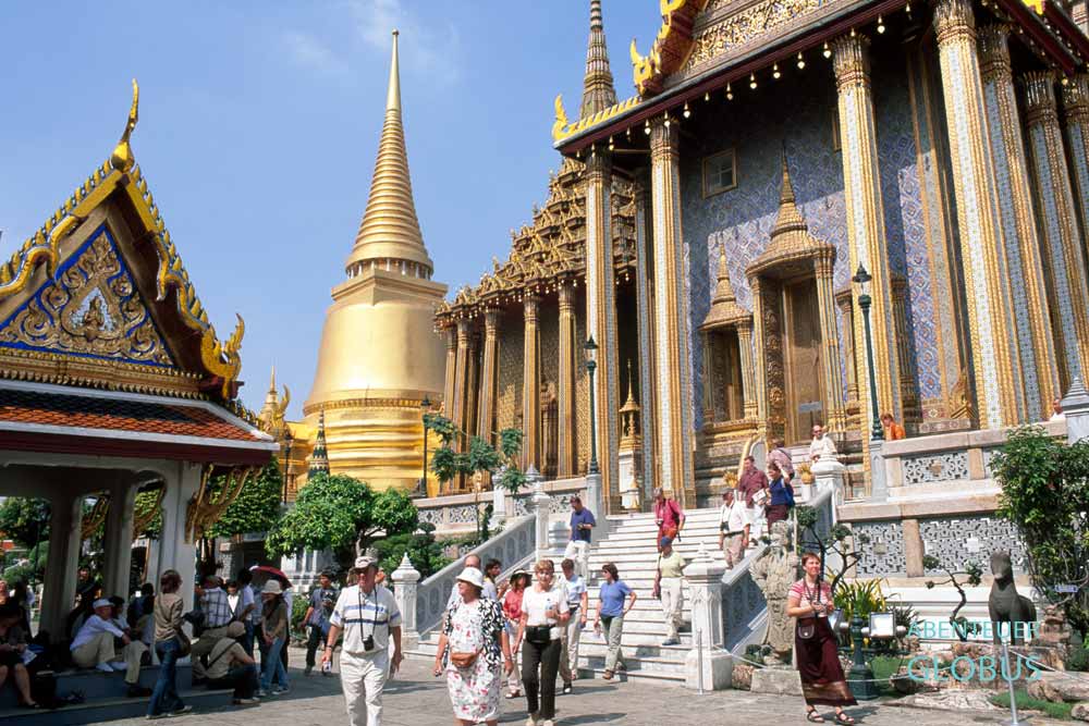 Der Königspalast und Tempel Wat Phra Kaeo mit Königlichen Pantheon gehören zu den Top-Highlights in der Hauptstadt.