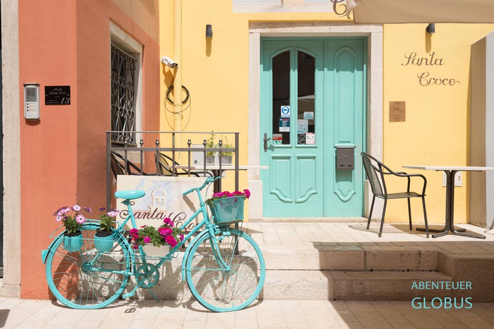 Altstadt von Rovinj in Istrien, Kroatien: Restaurant Santa Croce