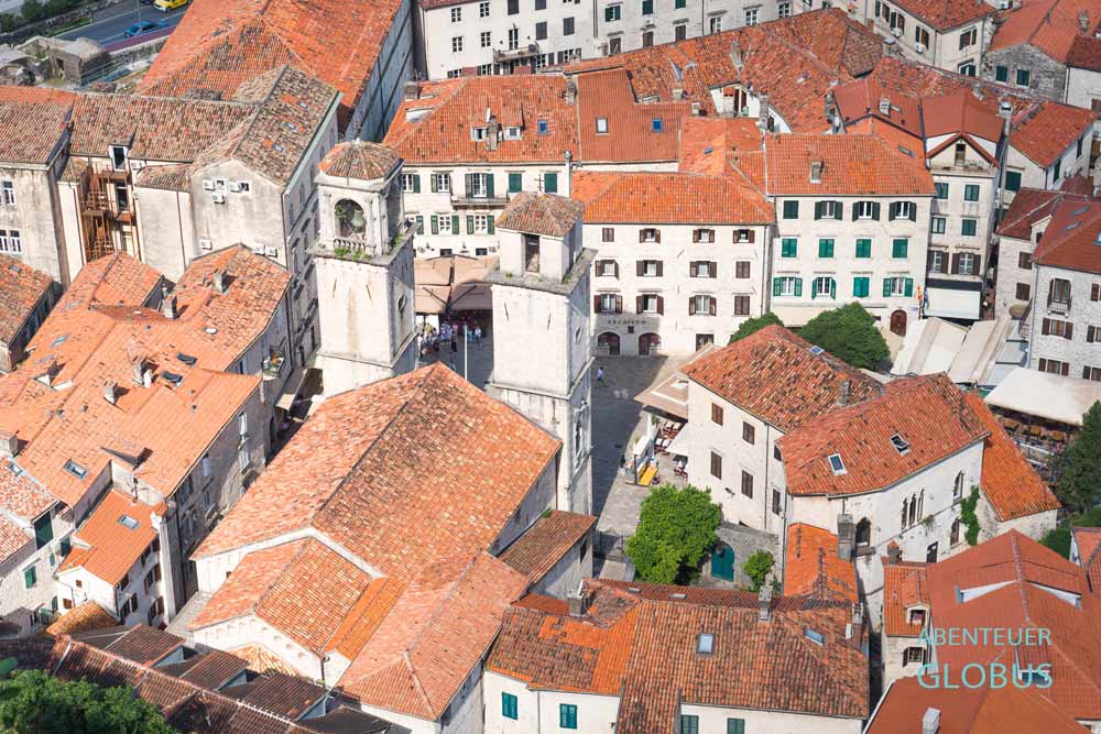Kathedrale St. Tryphon (auch Sveti Tripuna oder Sv. Tripun) in der Altstadt von Kotor