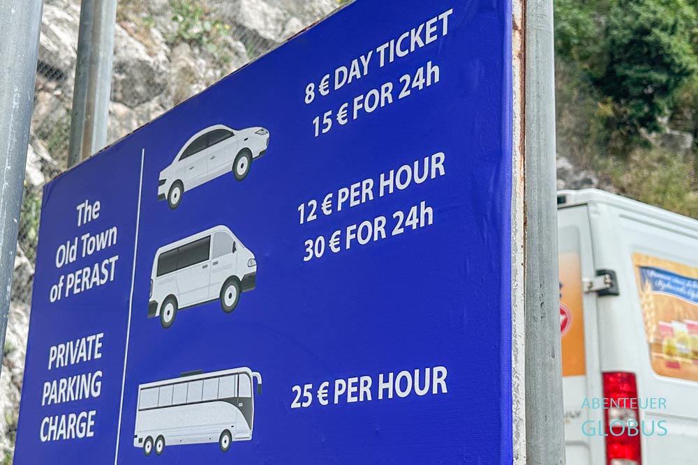 Sehr hohe Parkplatzgebühren in Perast