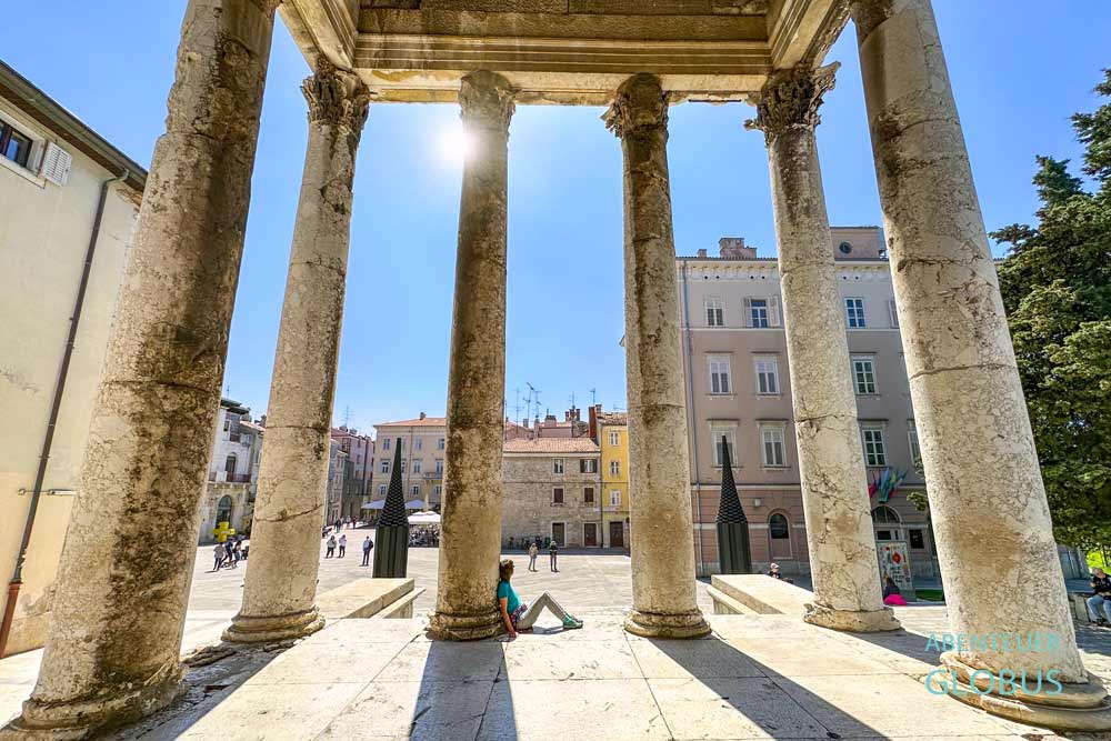 Ausflug von Premantura: Augustustempel am Forum in Pula 
