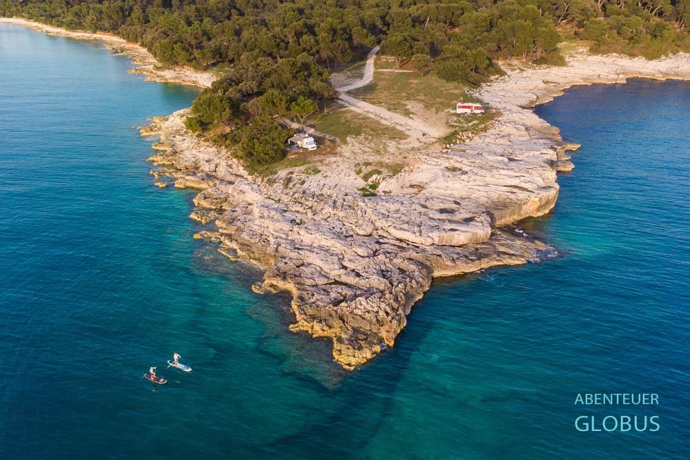 Stellplätze am Meer auf dem Campingplatz Arena Stoja in Pula