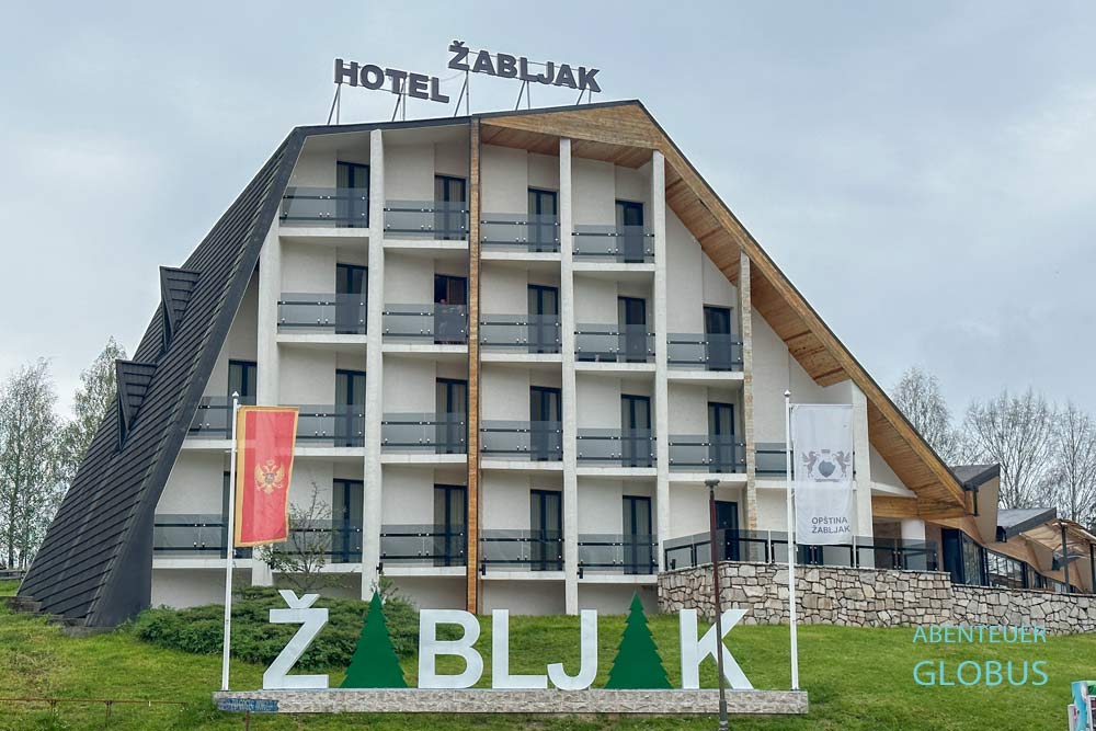 Hotel Zabljak im Bergort Zabljak im Nationalpark Durmitor