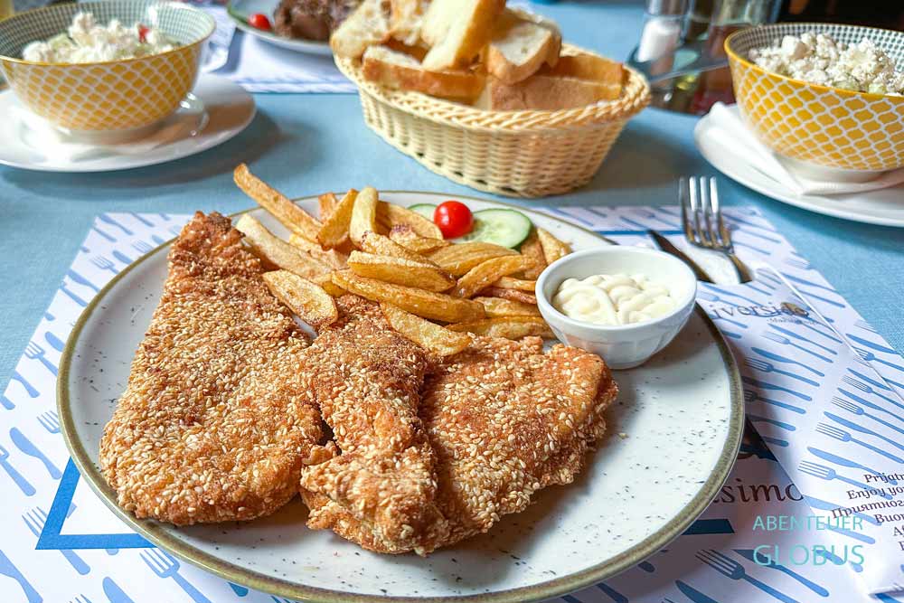 Gericht vom Restaurant Riverside im Dorf Rastovac bei Niksic