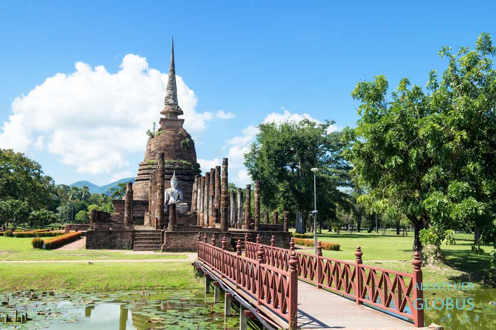 Tempel Wat Sa Si (Sra Si) im historischen Park von Sukhothai
