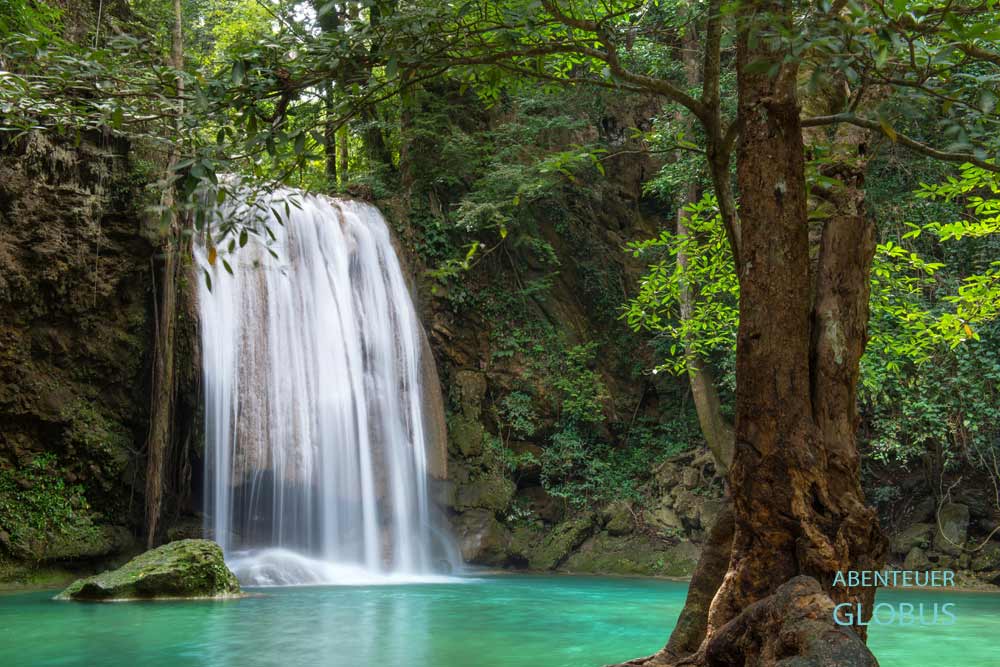 Erawan Wasserfall im Erawan Nationalpark in der Nähe von Kanchanaburi